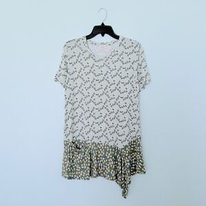 LOGO by Lori Goldstein Green Honeydew Mixed Floral Print Short Sleeve Top